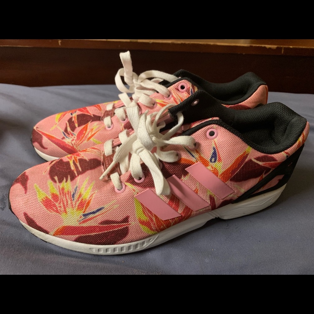Pink flower Adidas Torsion